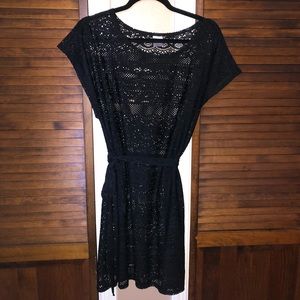 Black tie-waist swim suit cover up
